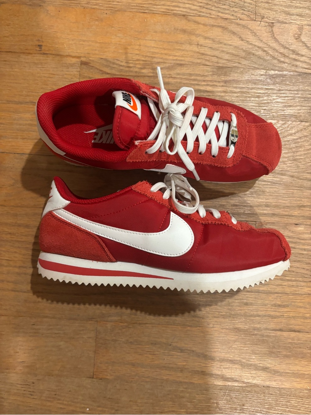 Nike Men’s Red and White Retro Running Sneakers